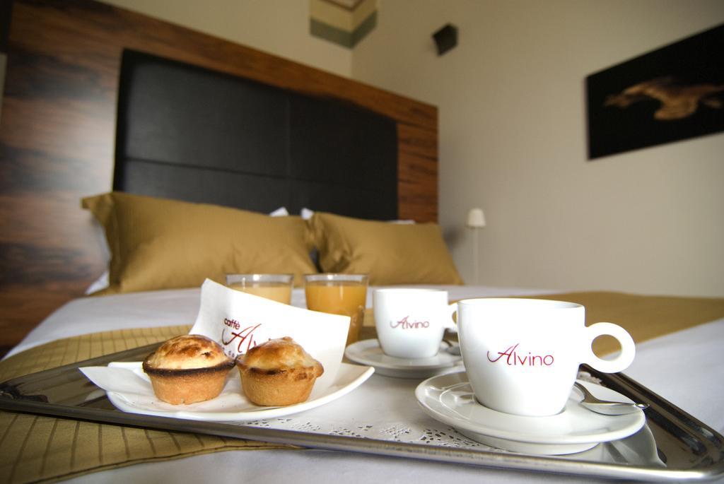 Alvino Suite And Breakfast Lecce Exterior photo