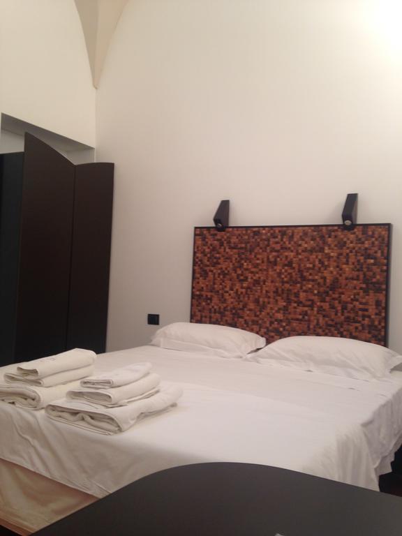Alvino Suite And Breakfast Lecce Exterior photo