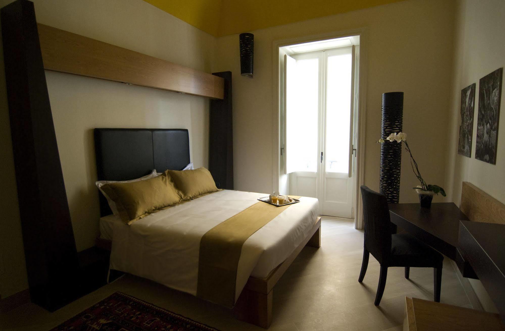 Alvino Suite And Breakfast Lecce Exterior photo